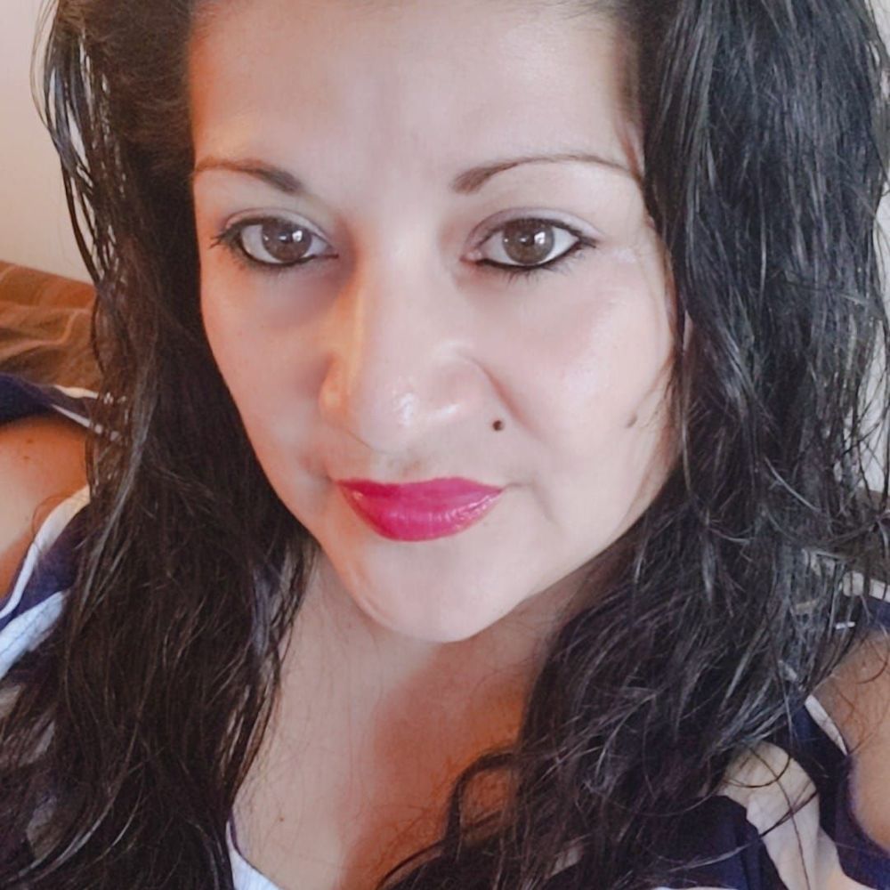Meet your Posher, Elena